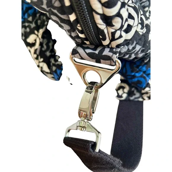 Vera Bradley Baroque Blue Quilted Cotton Duffel Bag Travel Weekend Bag - Picture 4 of 6